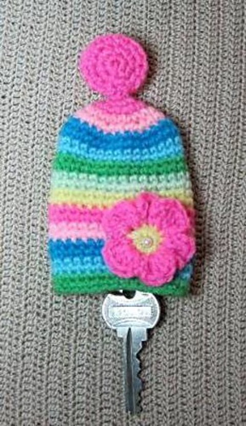Flower Key Cozy — Free Amigurumi Pattern
